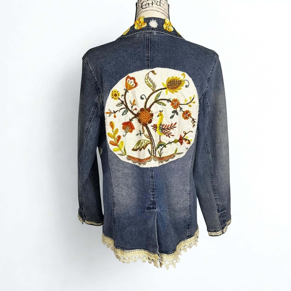 DG2 Upcycled Denim Jacket Blazer Embroidered Floral Boho Lace Trim Medium Garden